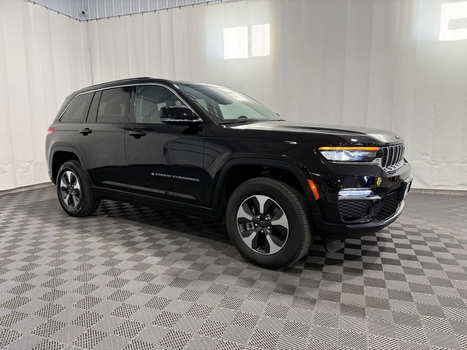 2023 Jeep Grand Cherokee 4xe 4x4