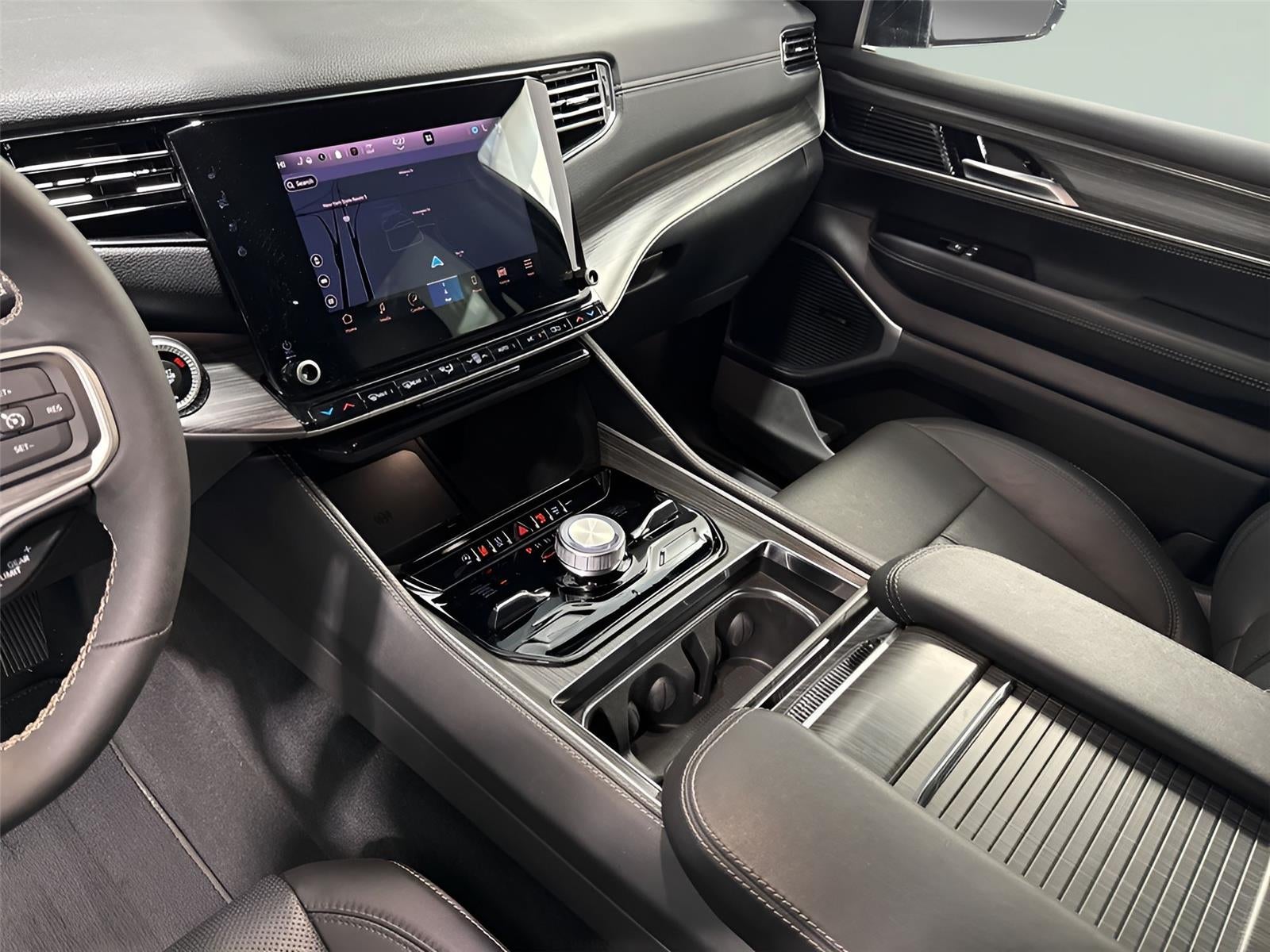 2023 Jeep Wagoneer L Series III 4x4