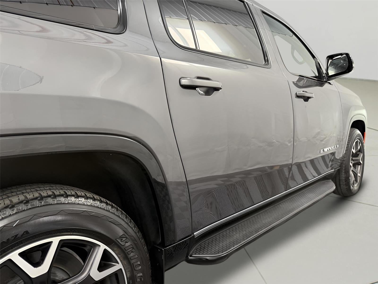 2023 Jeep Wagoneer L Series III 4x4