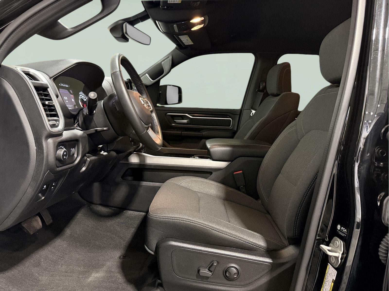 2023 RAM 1500 Big Horn Crew Cab 4x4 5'7' Box