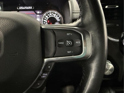 2023 RAM 1500 Laramie Crew Cab 4x4 5'7' Box