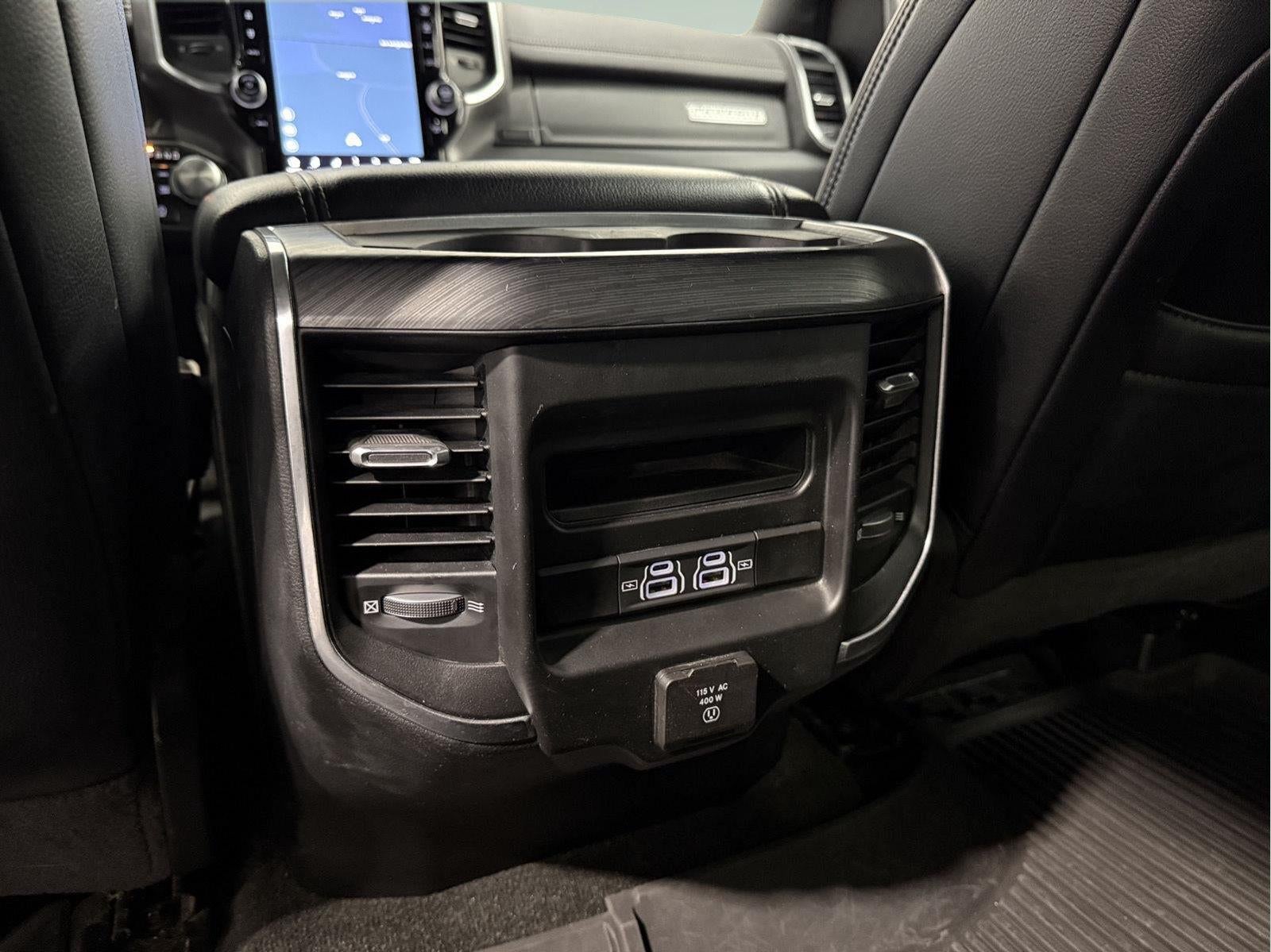 2023 RAM 1500 Laramie Crew Cab 4x4 5'7' Box