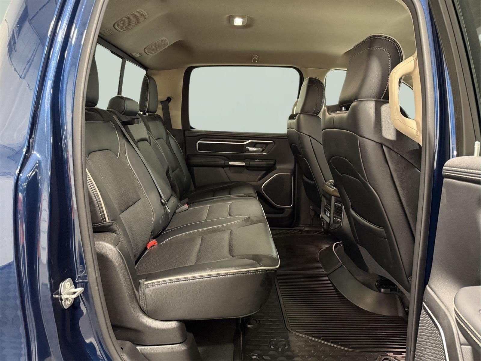 2021 RAM 1500 Laramie Crew Cab 4x4 6'4' Box