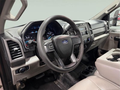 2018 Ford F-350 Chassis XL