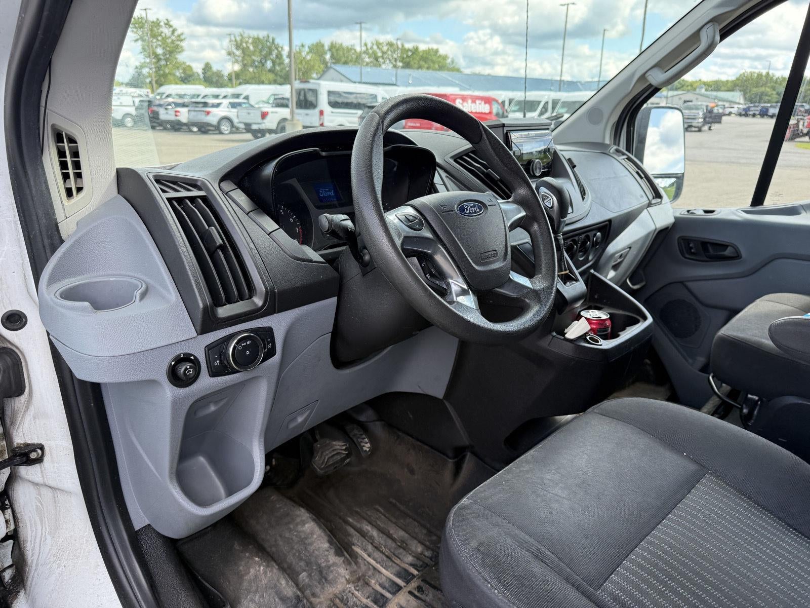 2019 Ford Transit-250 T-250 130' Low Rf 9000 GVWR Swing-Out RH Dr