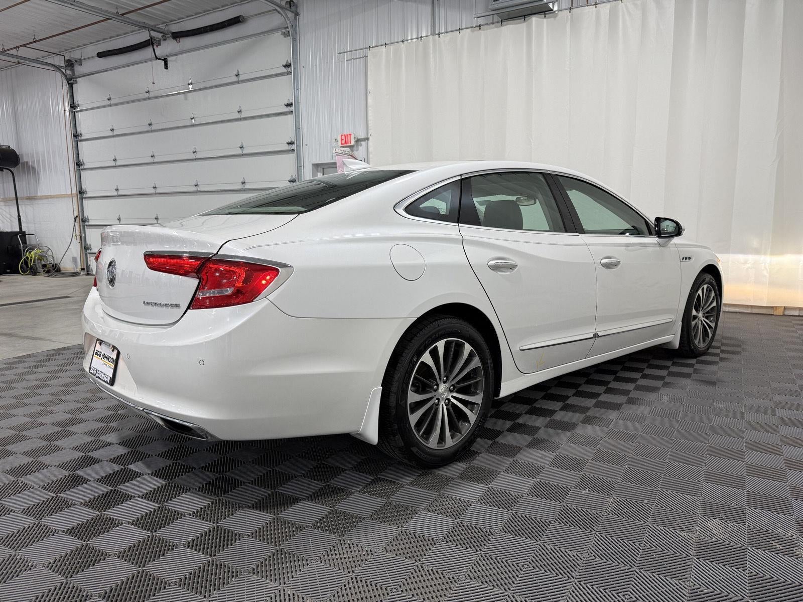 2017 Buick LaCrosse Essence