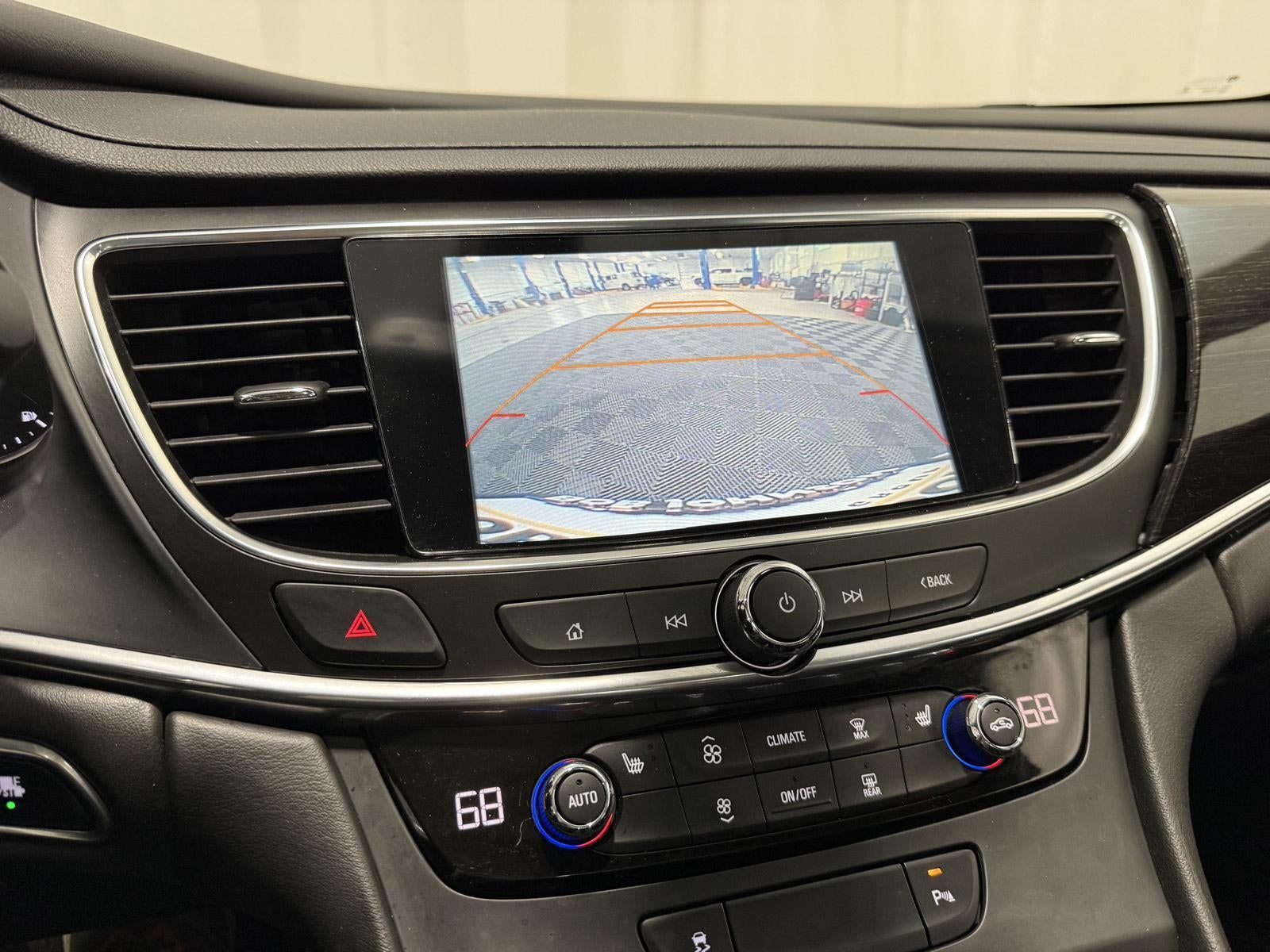 2017 Buick LaCrosse Essence