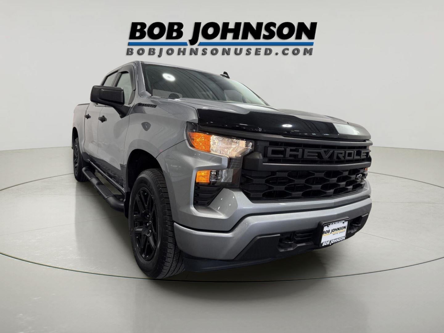 2023 Chevrolet Silverado 1500 4WD Crew Cab Short Bed Custom