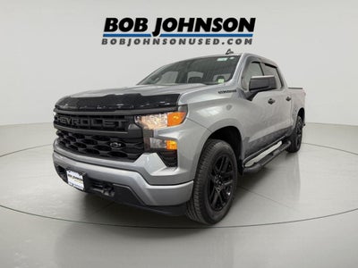 2023 Chevrolet Silverado 1500 4WD Crew Cab Short Bed Custom