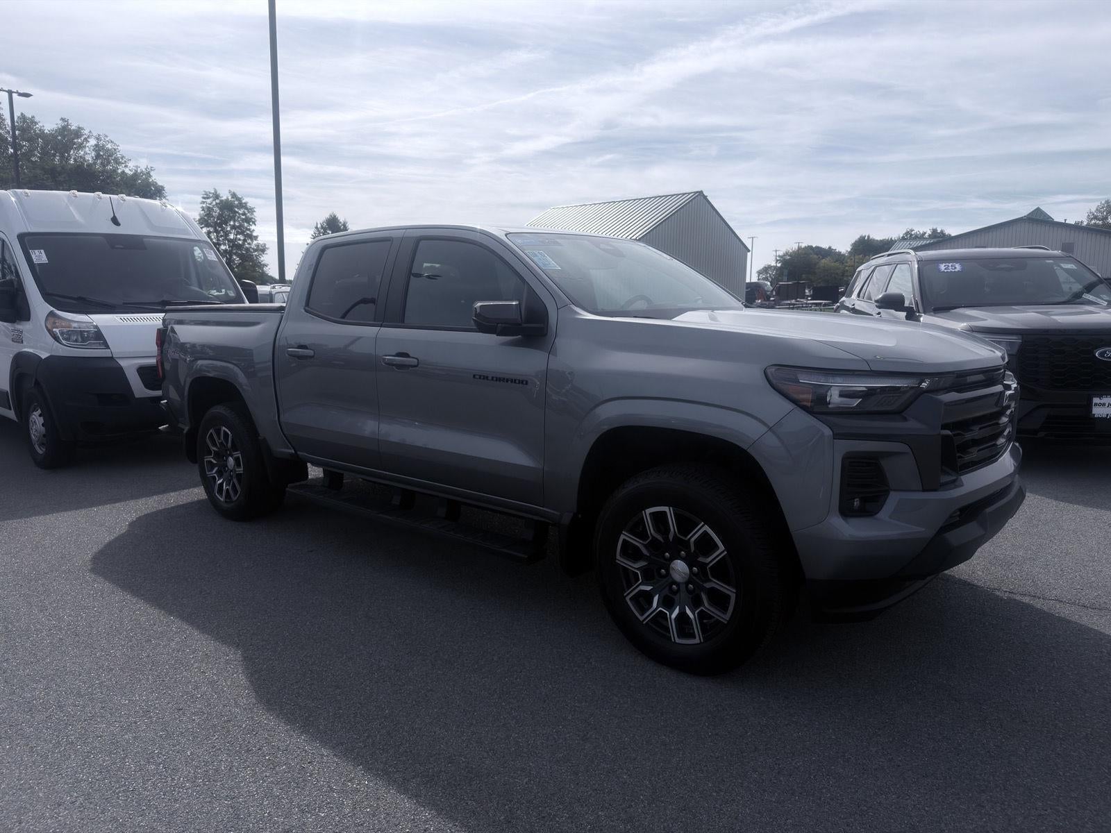 2024 Chevrolet Colorado 4WD LT