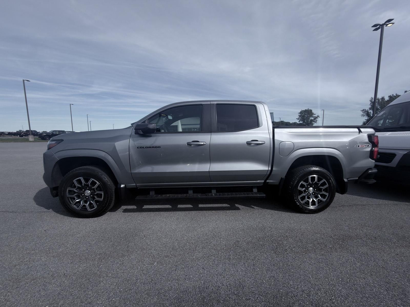 2024 Chevrolet Colorado 4WD LT