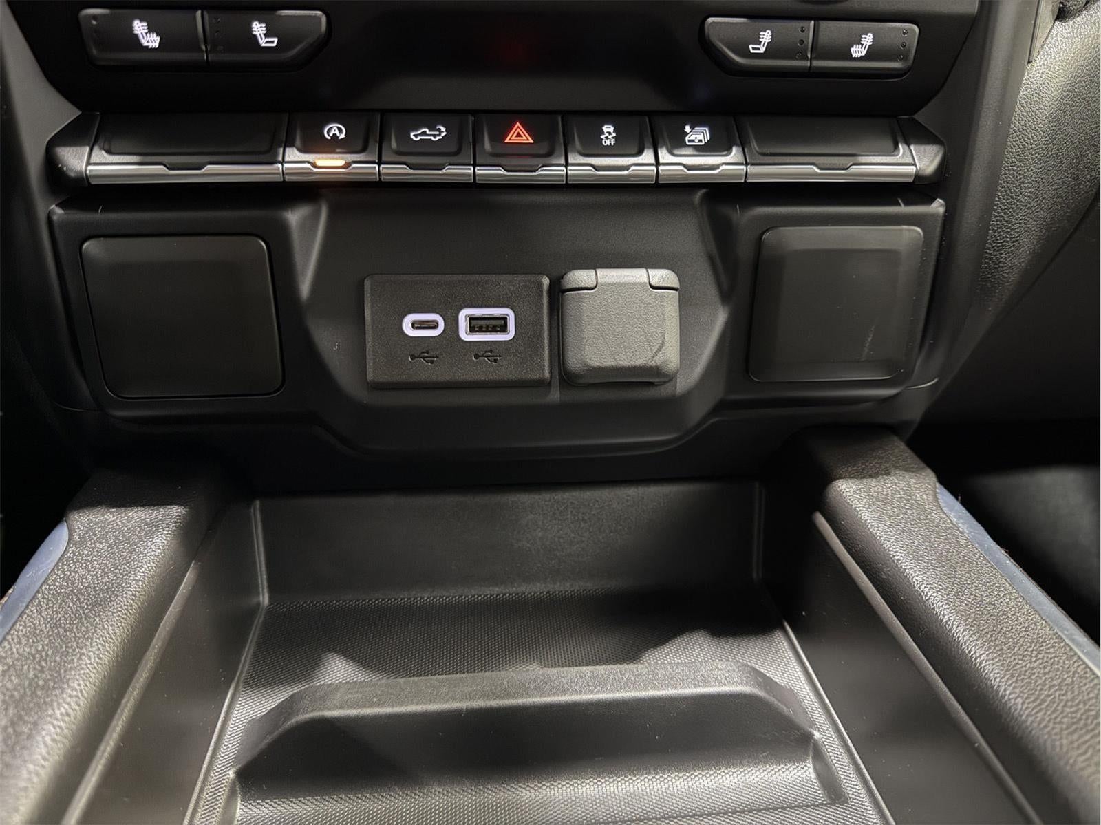 2020 Chevrolet Silverado 1500 4WD Double Cab Standard Bed RST