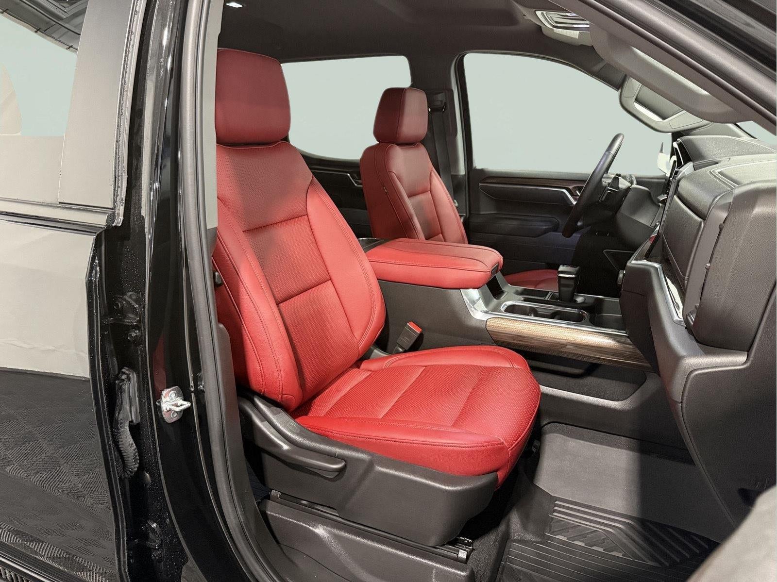 2025 Chevrolet Silverado 1500 4WD RST