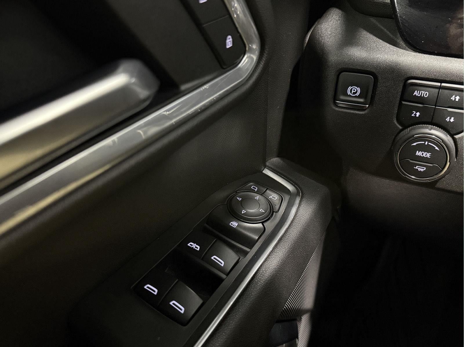 2025 Chevrolet Silverado 1500 4WD RST
