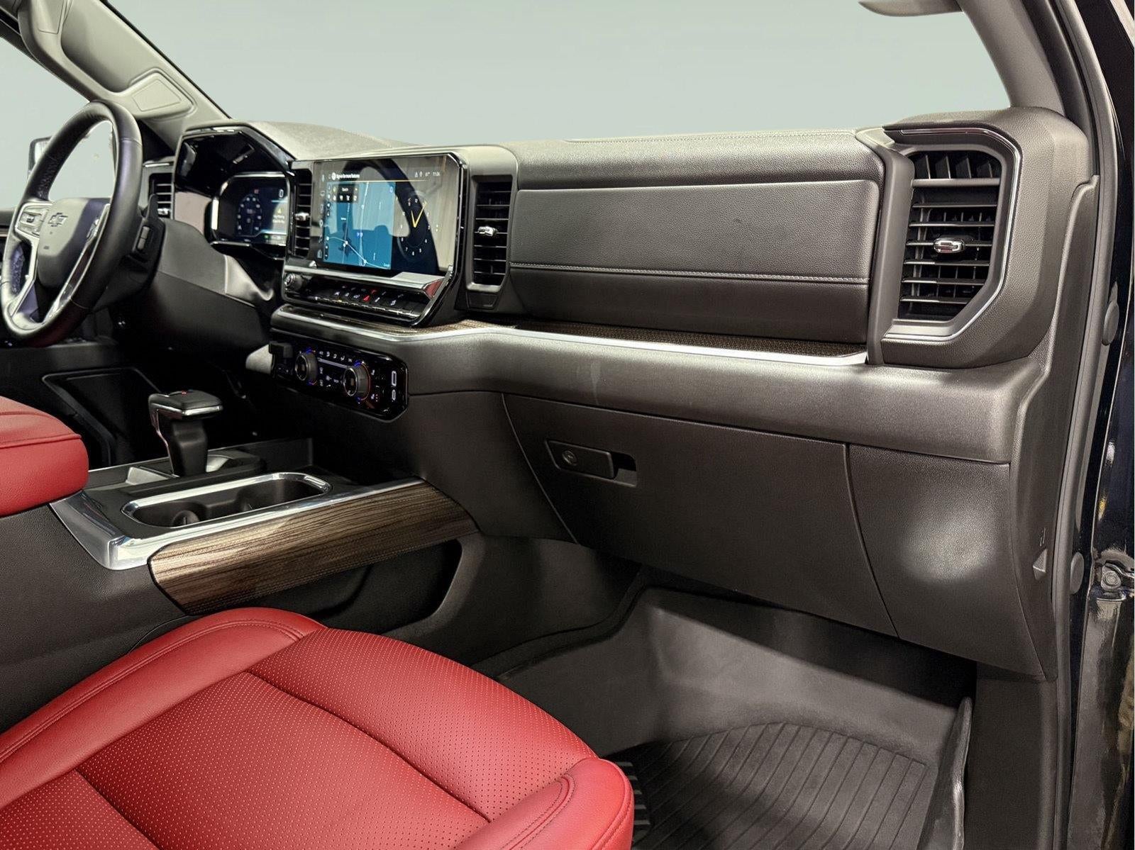2025 Chevrolet Silverado 1500 4WD RST