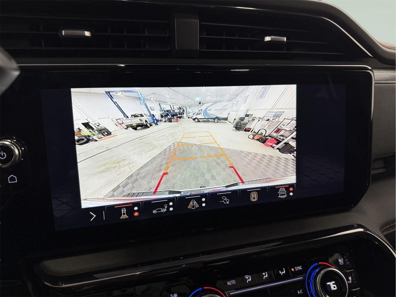 2024 GMC Sierra 2500HD 4WD Crew Cab Standard Bed AT4