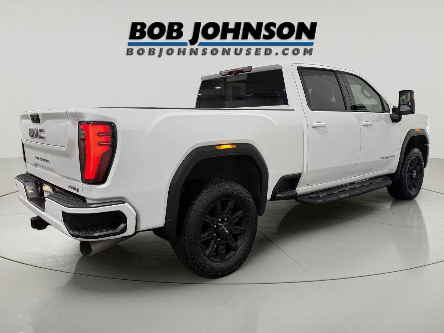 2024 GMC Sierra 2500HD 4WD Crew Cab Standard Bed AT4