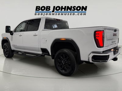 2025 GMC Sierra 2500HD 4WD Crew Cab Standard Bed AT4