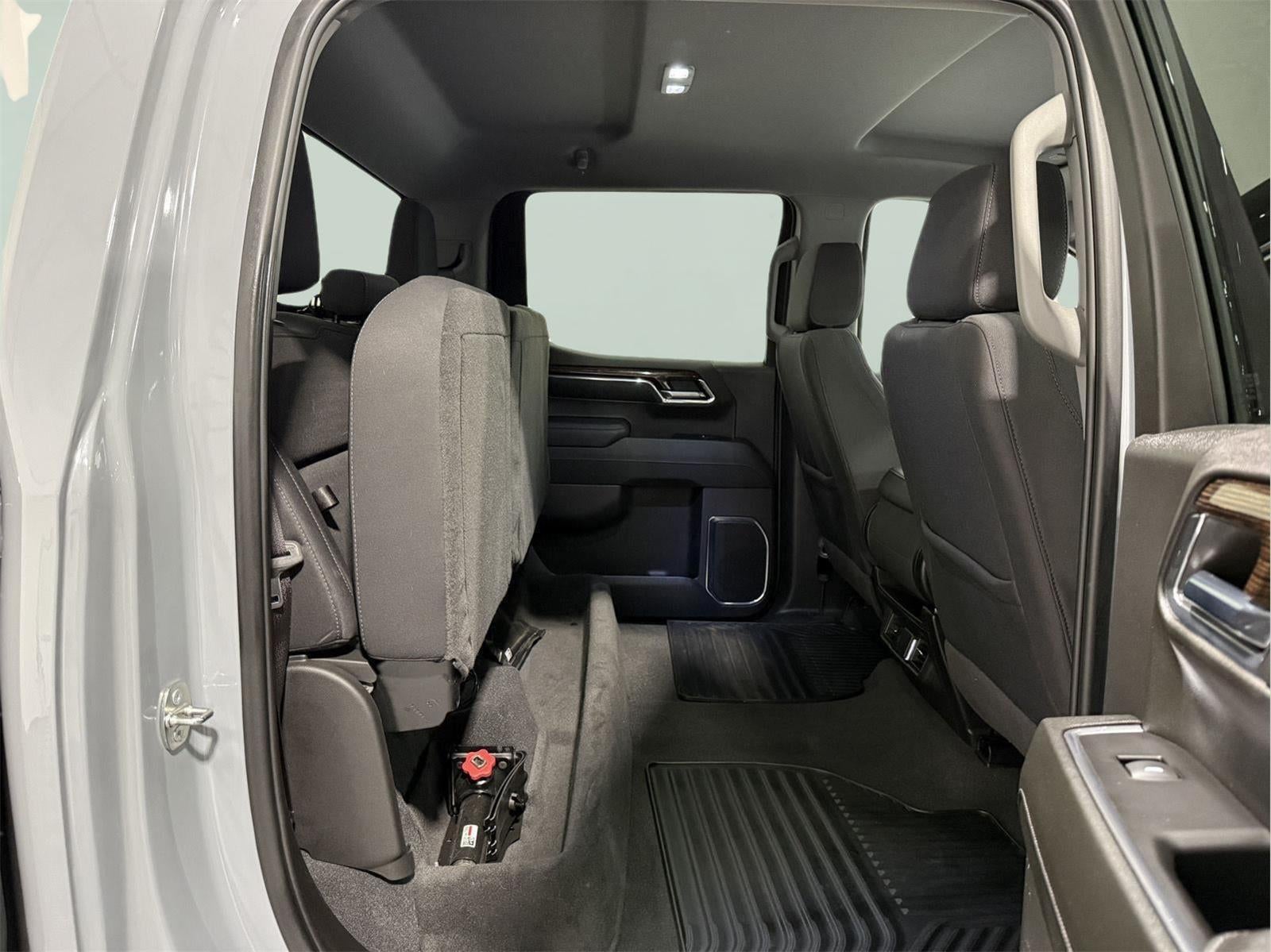 2024 GMC Sierra 1500 4WD Crew Cab Short Box Elevation with 3VL