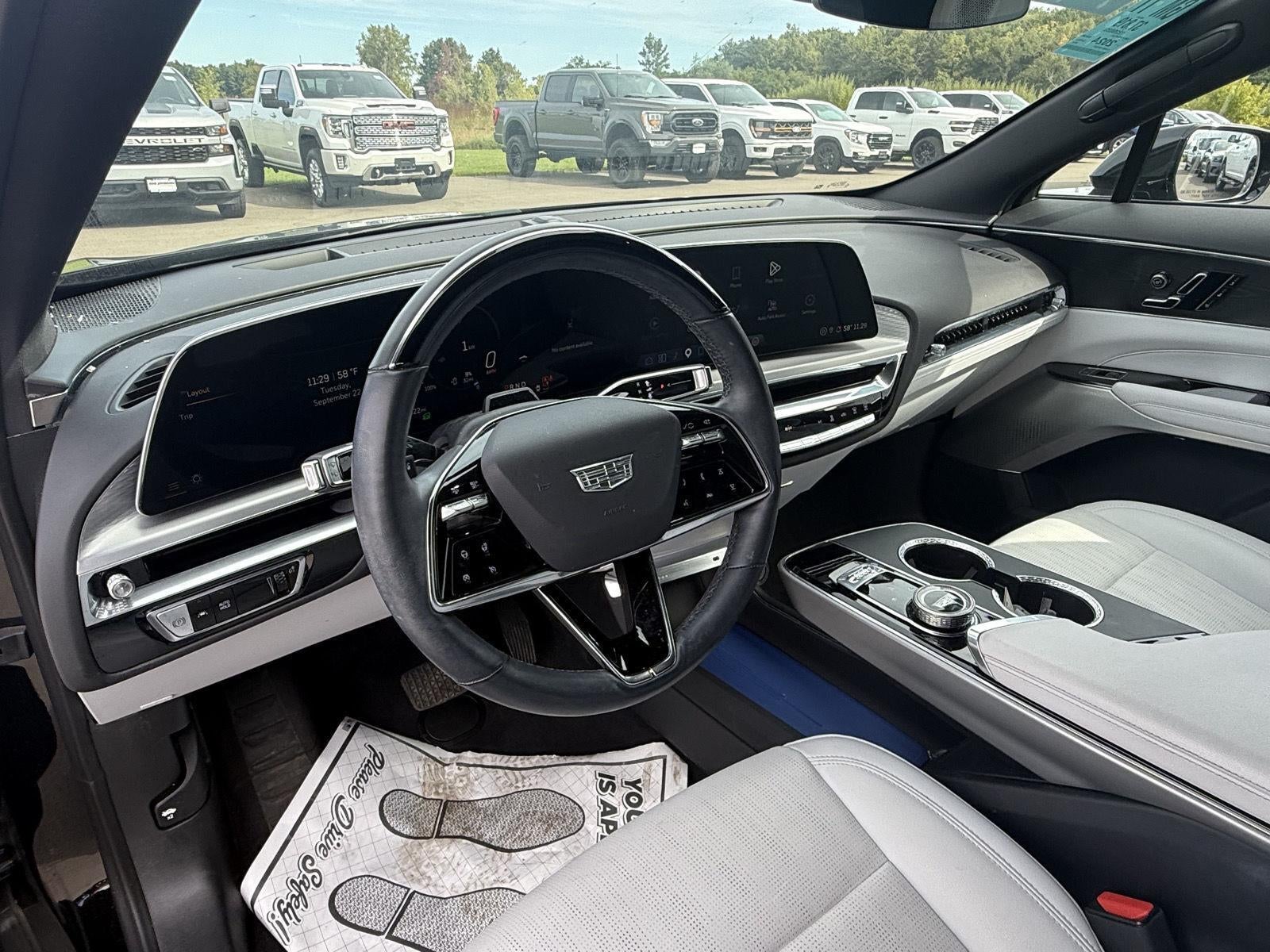 2024 Cadillac Lyriq Sport