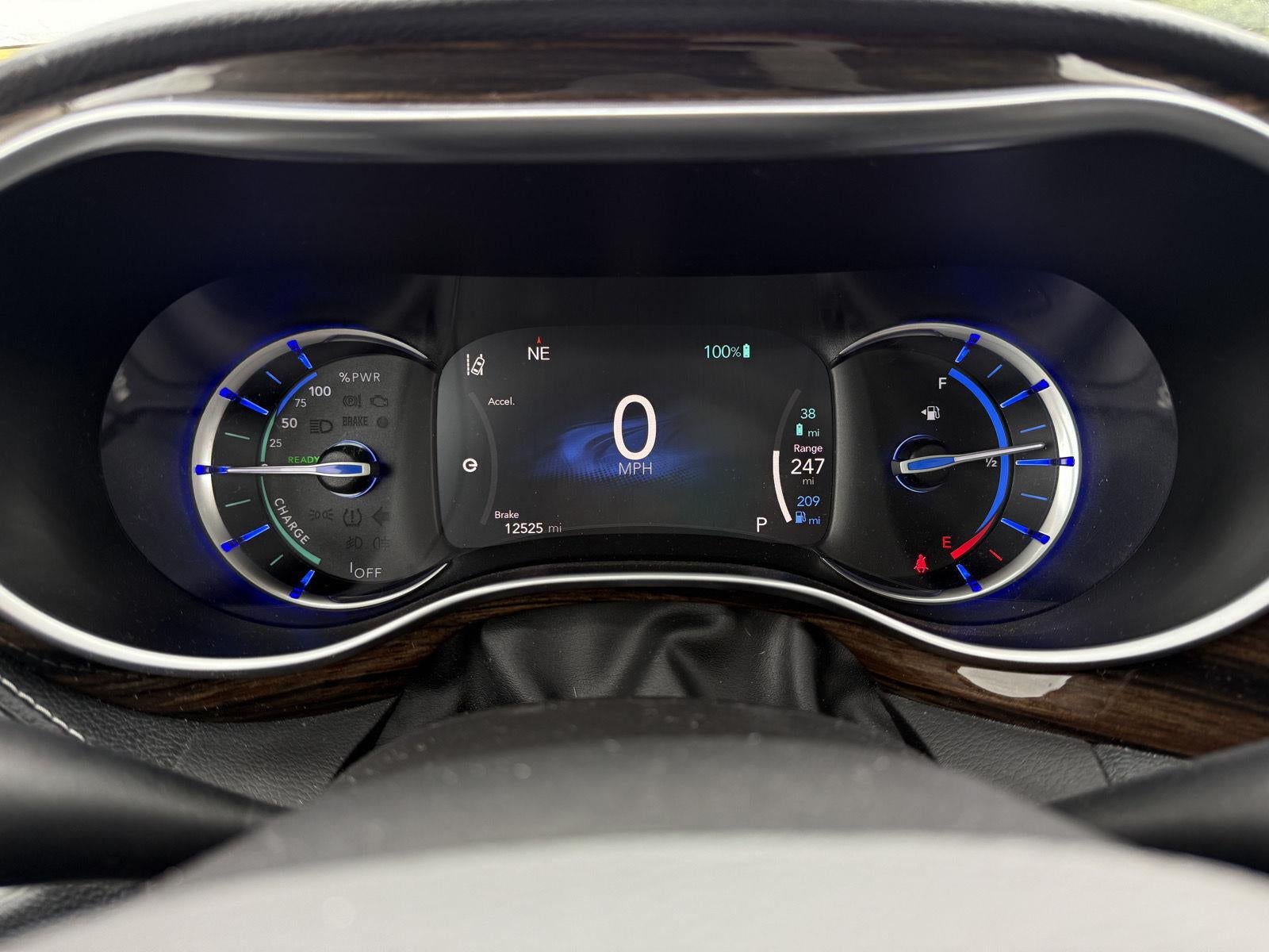 2023 Chrysler Pacifica Hybrid Limited