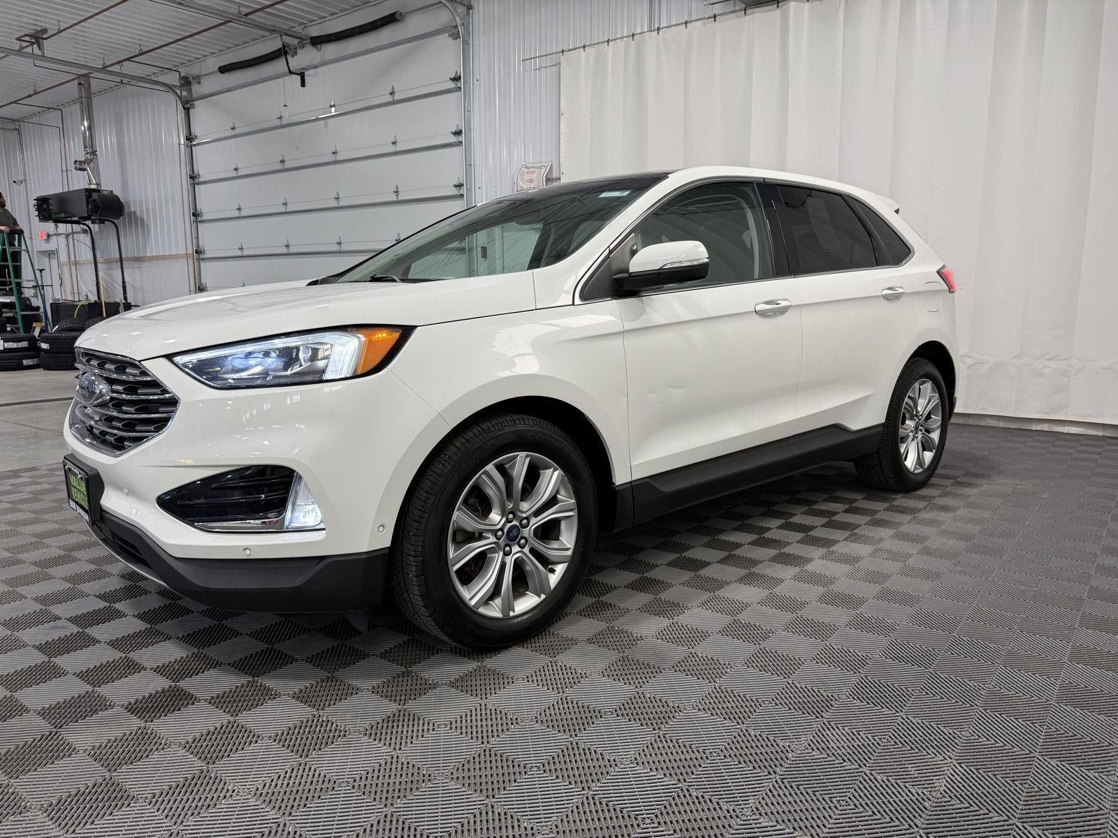 2020 Ford Edge Titanium