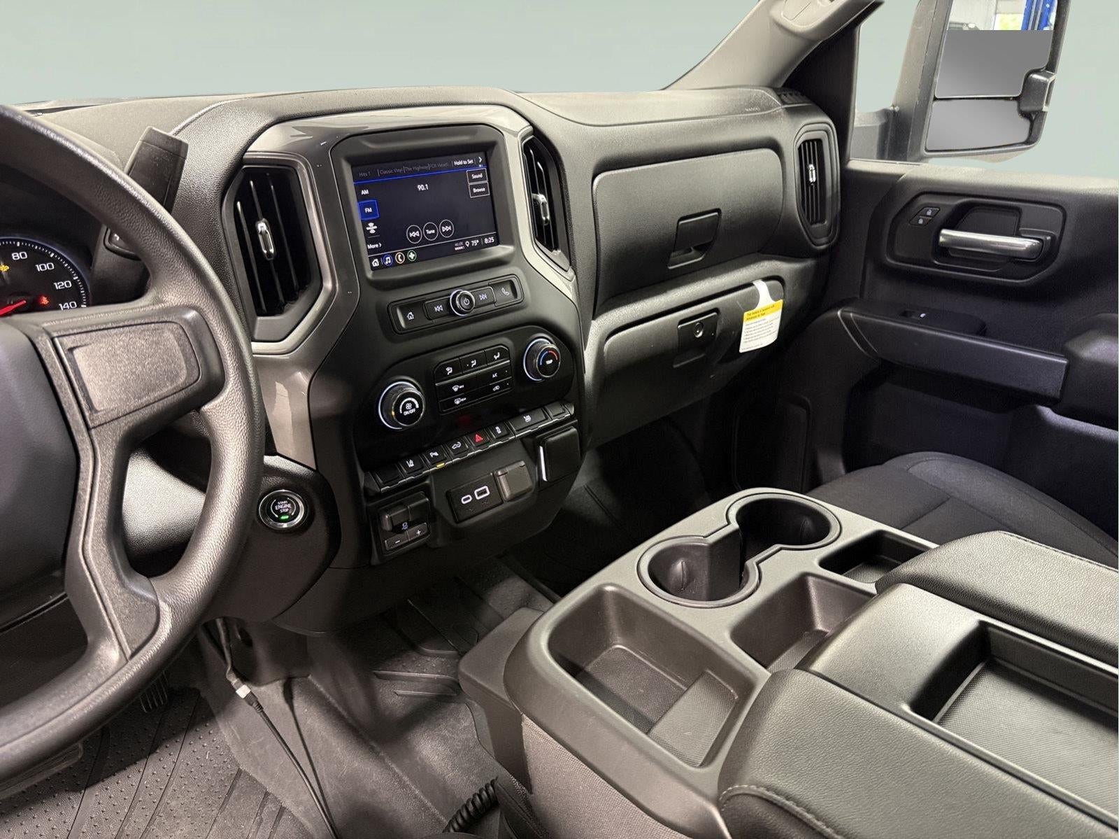 2025 Chevrolet Silverado 2500HD 4WD Crew Cab Standard Bed Custom
