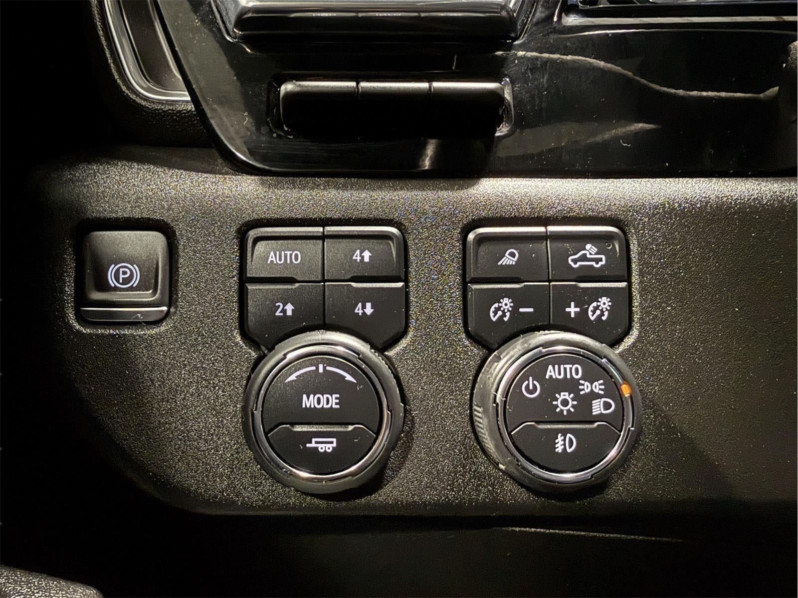 2024 Chevrolet Silverado 2500HD 4WD Crew Cab Standard Bed High Country