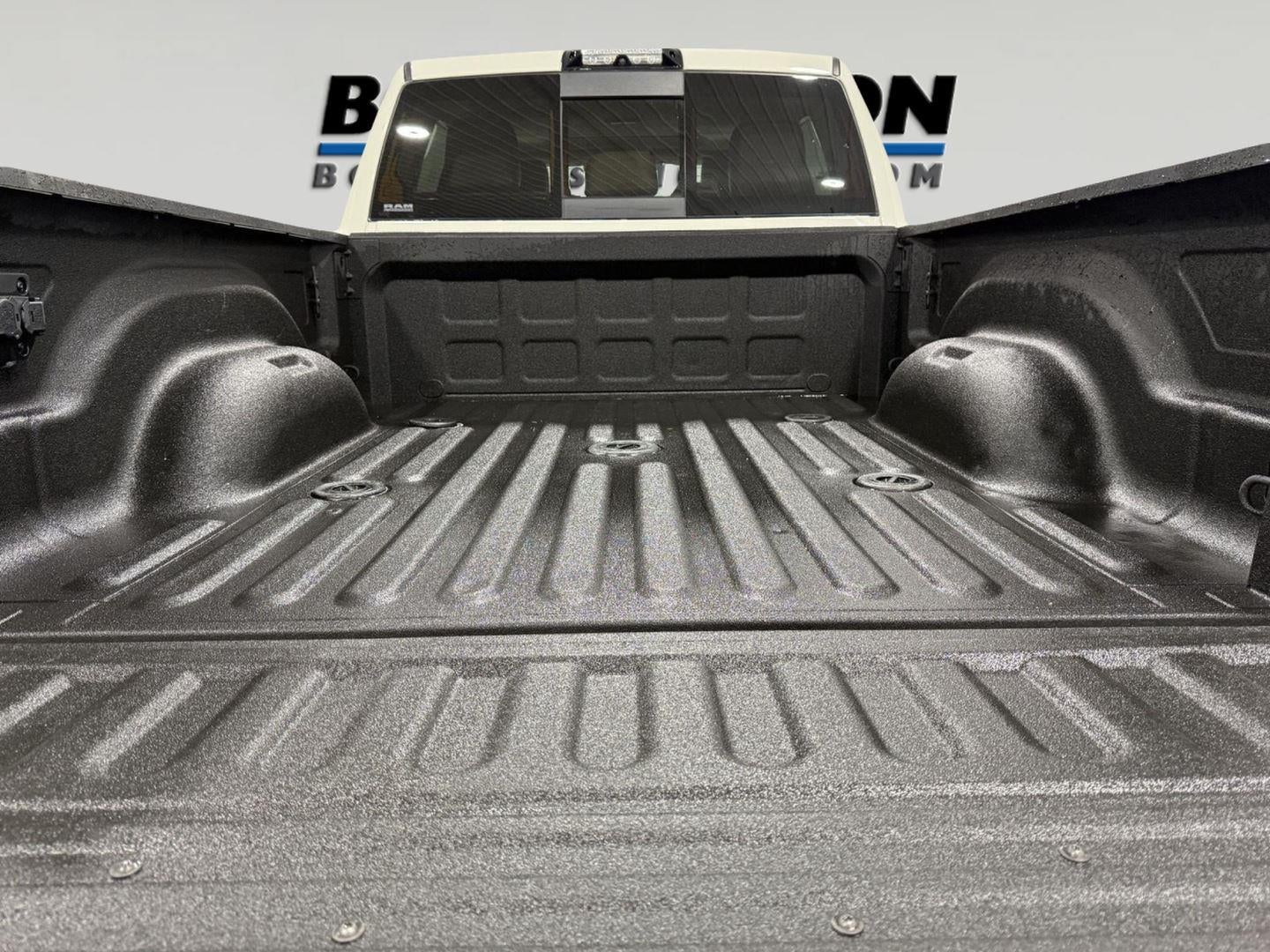 2020 RAM 3500 Laramie Longhorn Mega Cab 4x4 6'4' Box