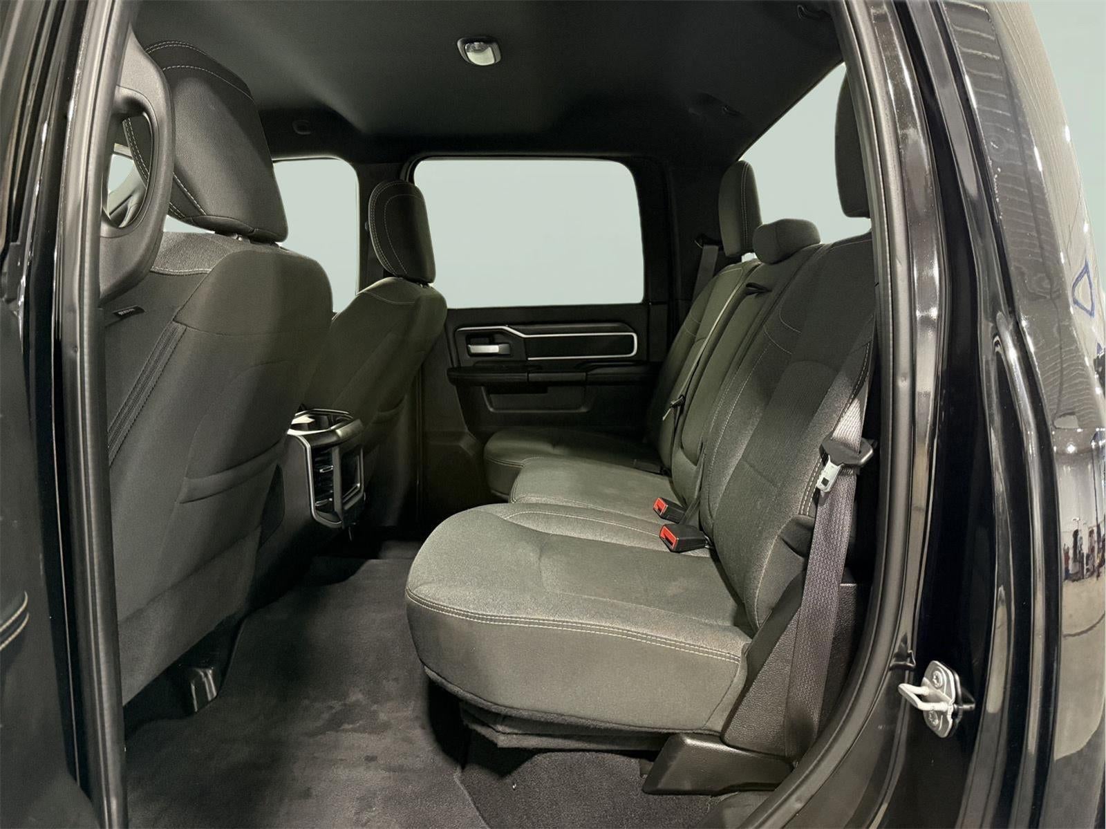 2019 RAM 2500 Big Horn Crew Cab 4x4 6'4' Box