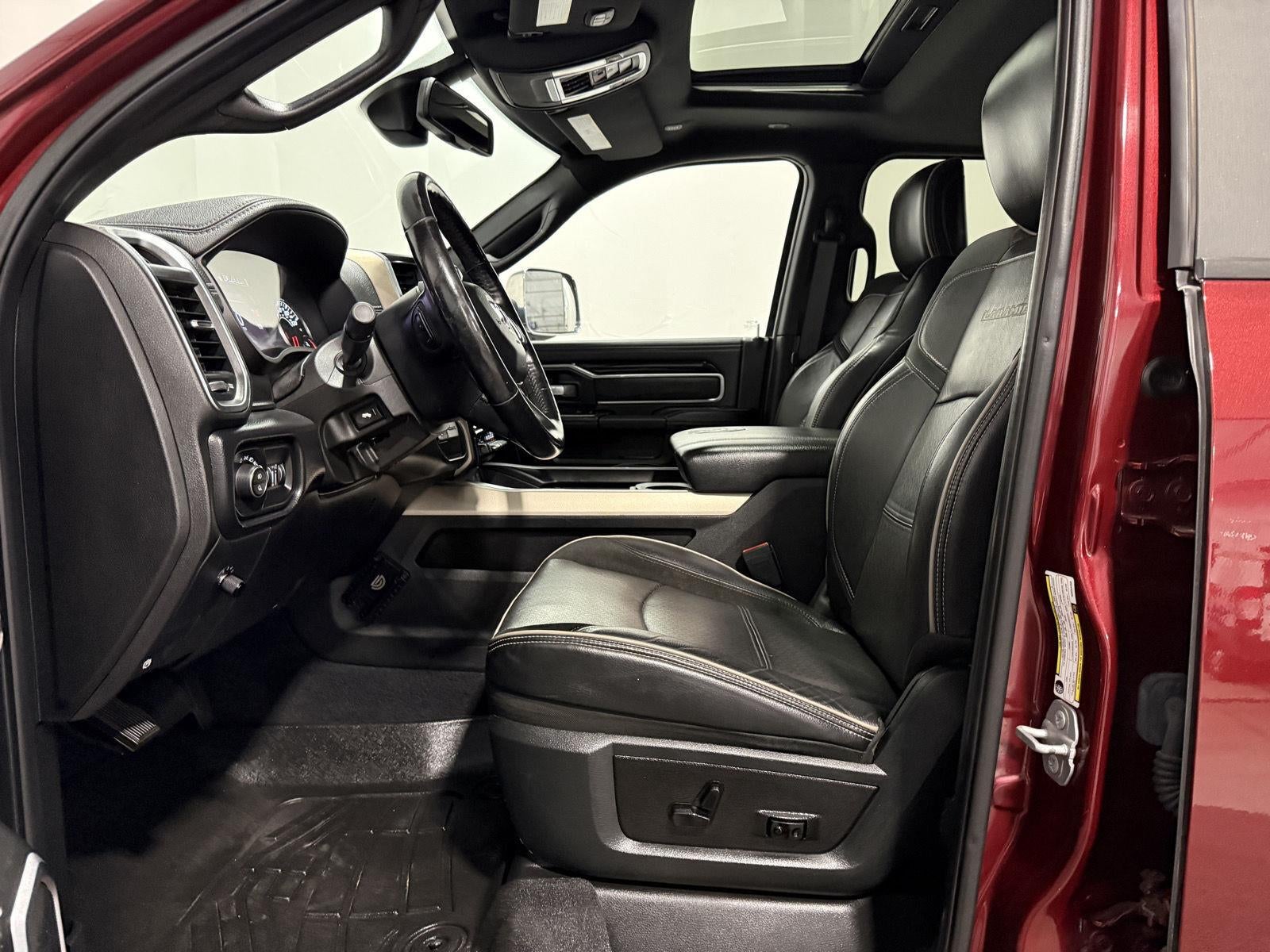 2019 RAM 2500 Laramie Crew Cab 4x4 6'4' Box