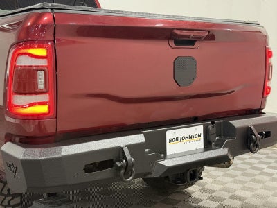 2019 RAM 2500 Laramie Crew Cab 4x4 6'4' Box