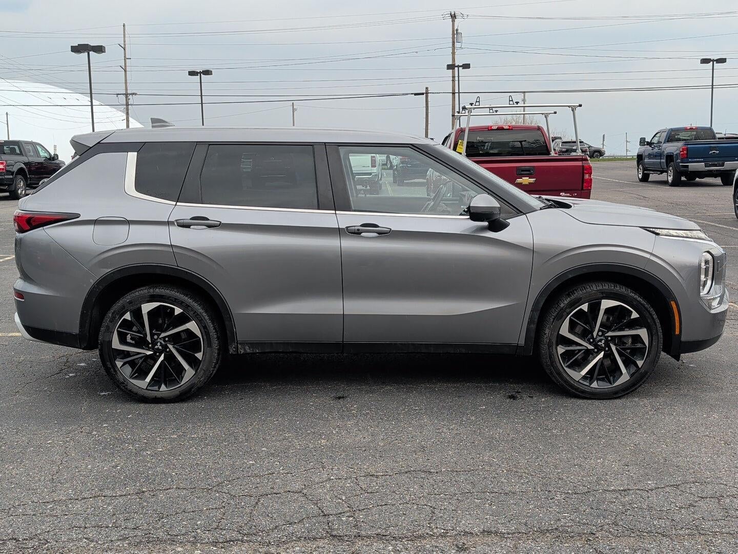 2022 Mitsubishi Outlander SE Launch Edition S-AWC