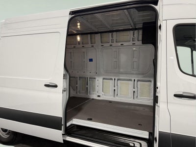 2025 Mercedes-Benz Sprinter 2500 High Roof 4-Cyl Diesel HO