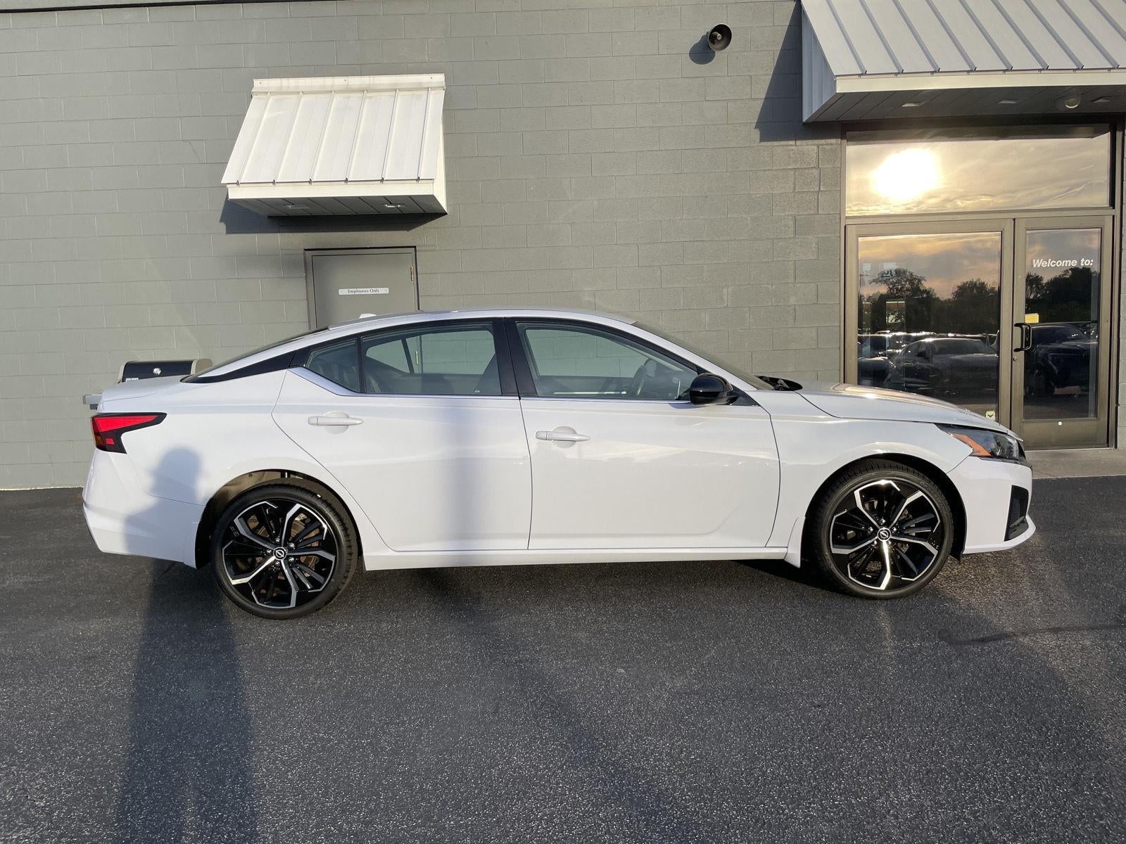 2023 Nissan Altima 2.5 SR