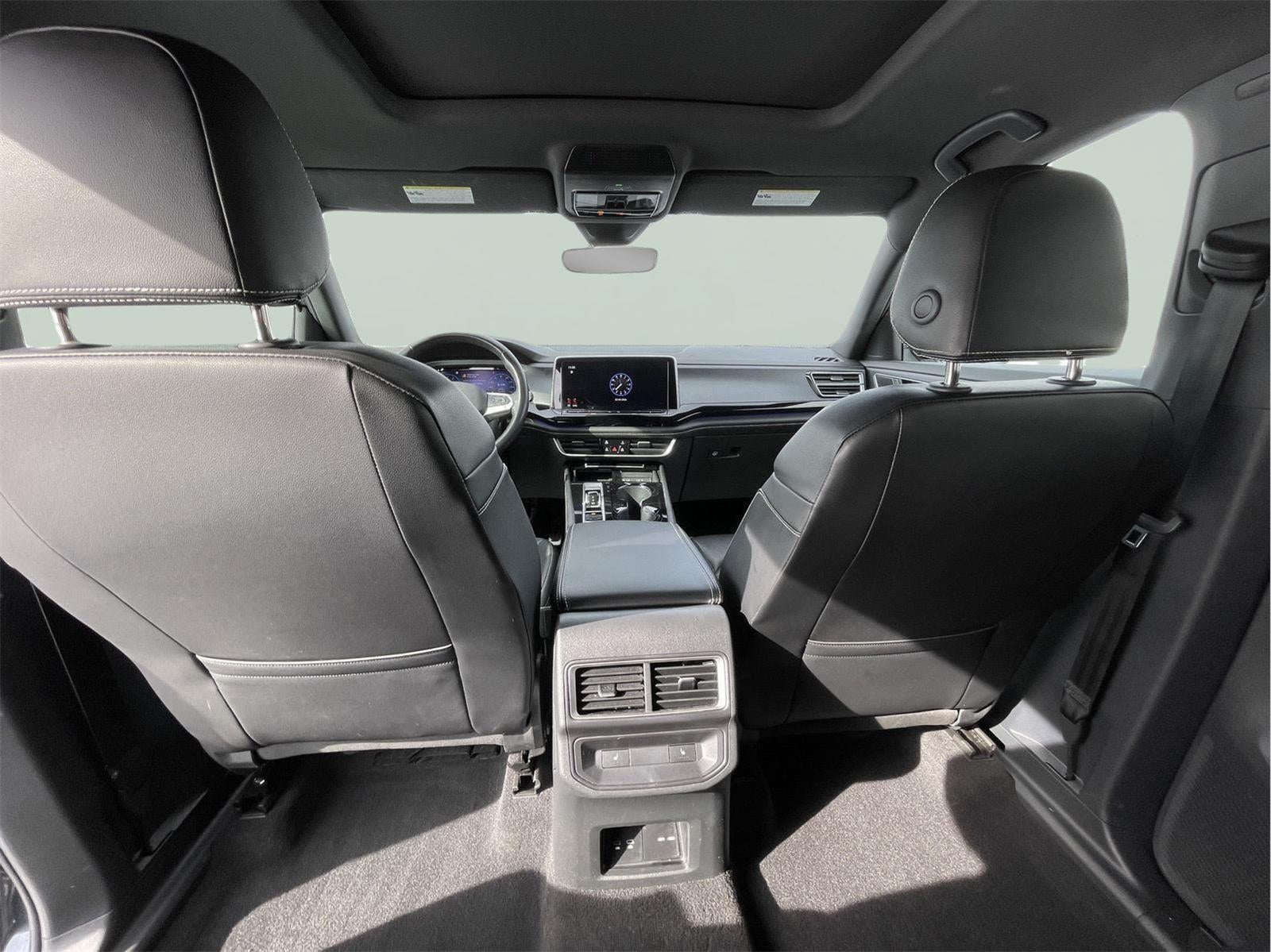 2024 Volkswagen Atlas Cross Sport 2.0T SEL R-Line