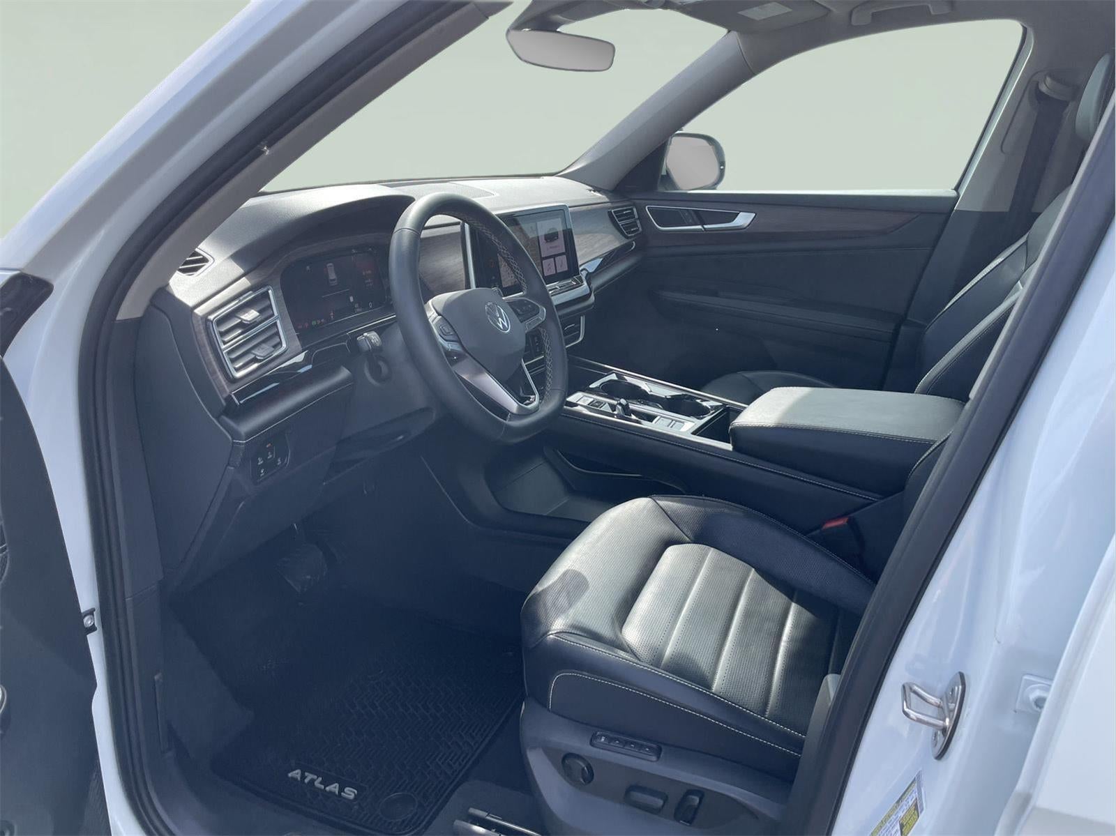 2024 Volkswagen Atlas 2.0T SEL