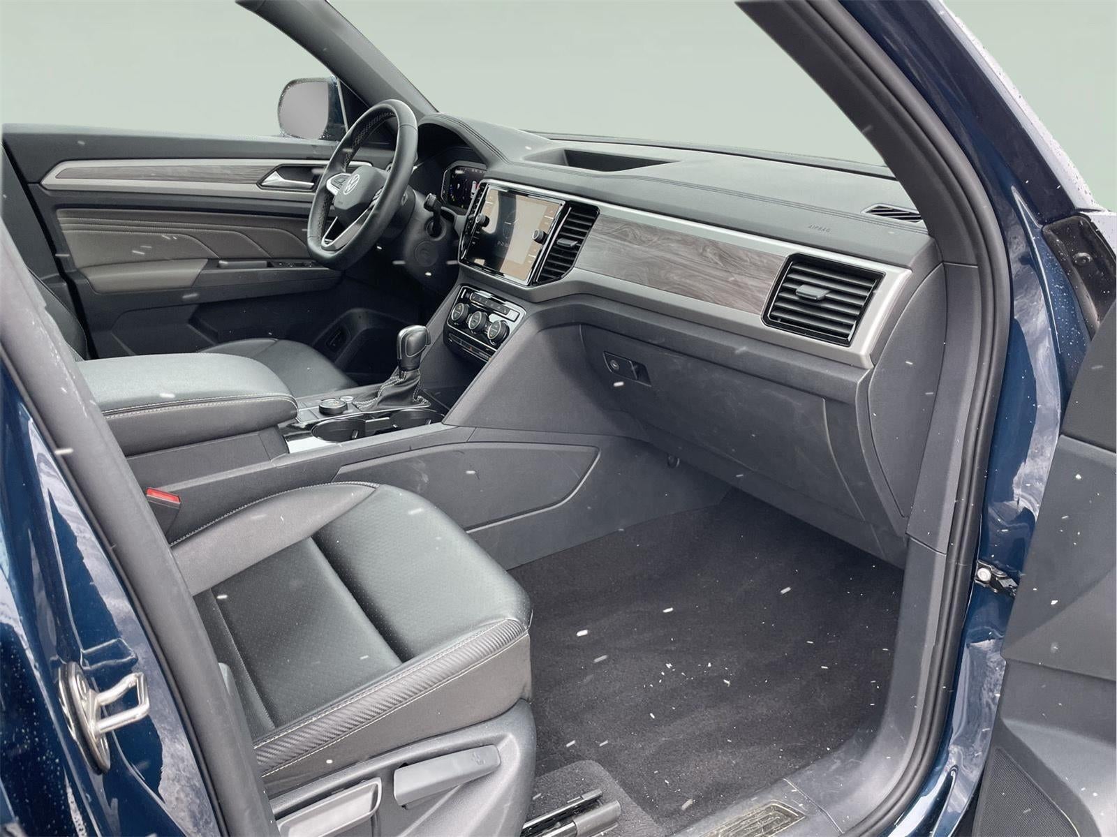 2022 Volkswagen Atlas Cross Sport 3.6L V6 SE w/Technology