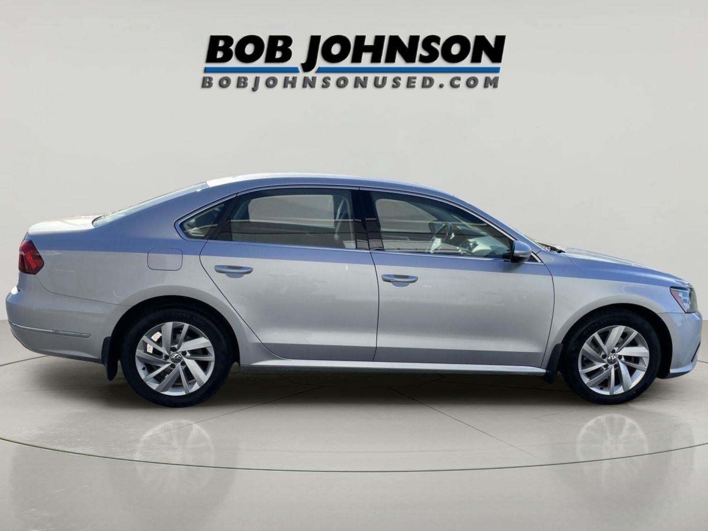 2018 Volkswagen Passat 2.0T SE