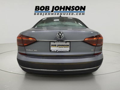 2018 Volkswagen Passat 2.0T SEL Premium