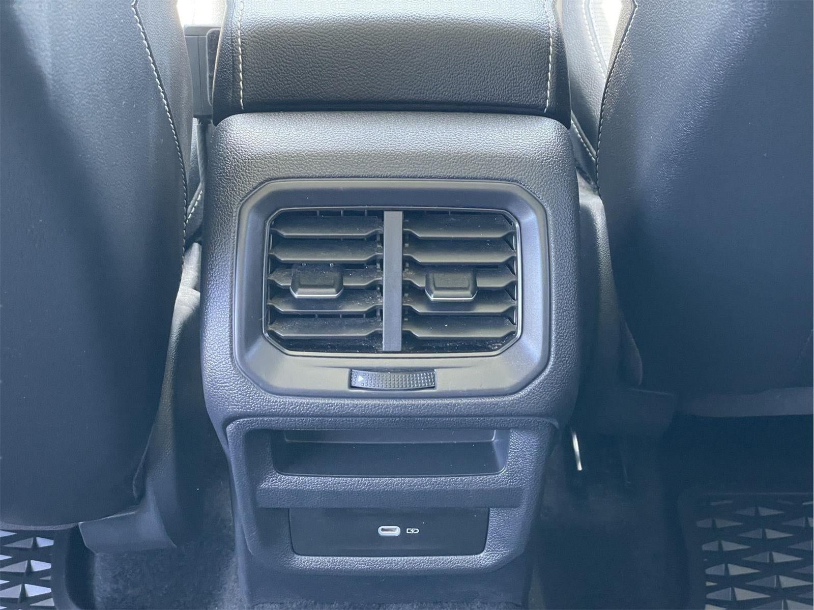2023 Volkswagen Taos SEL