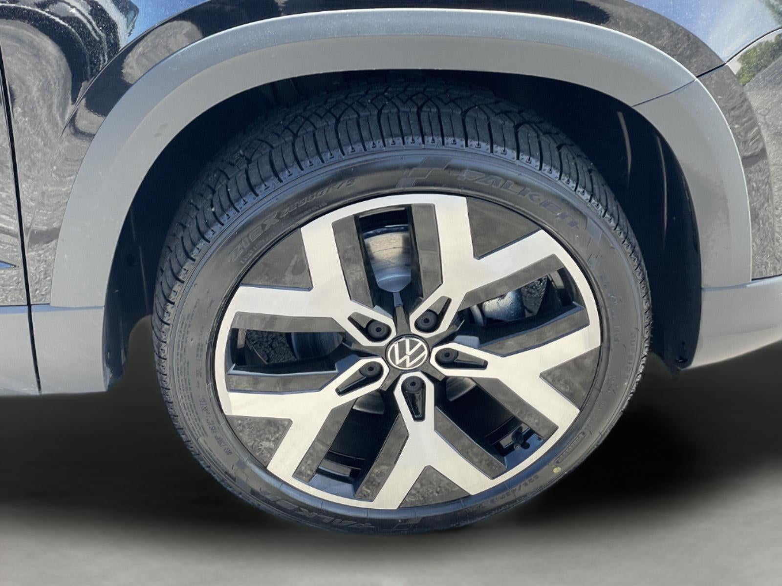 2023 Volkswagen Taos SEL