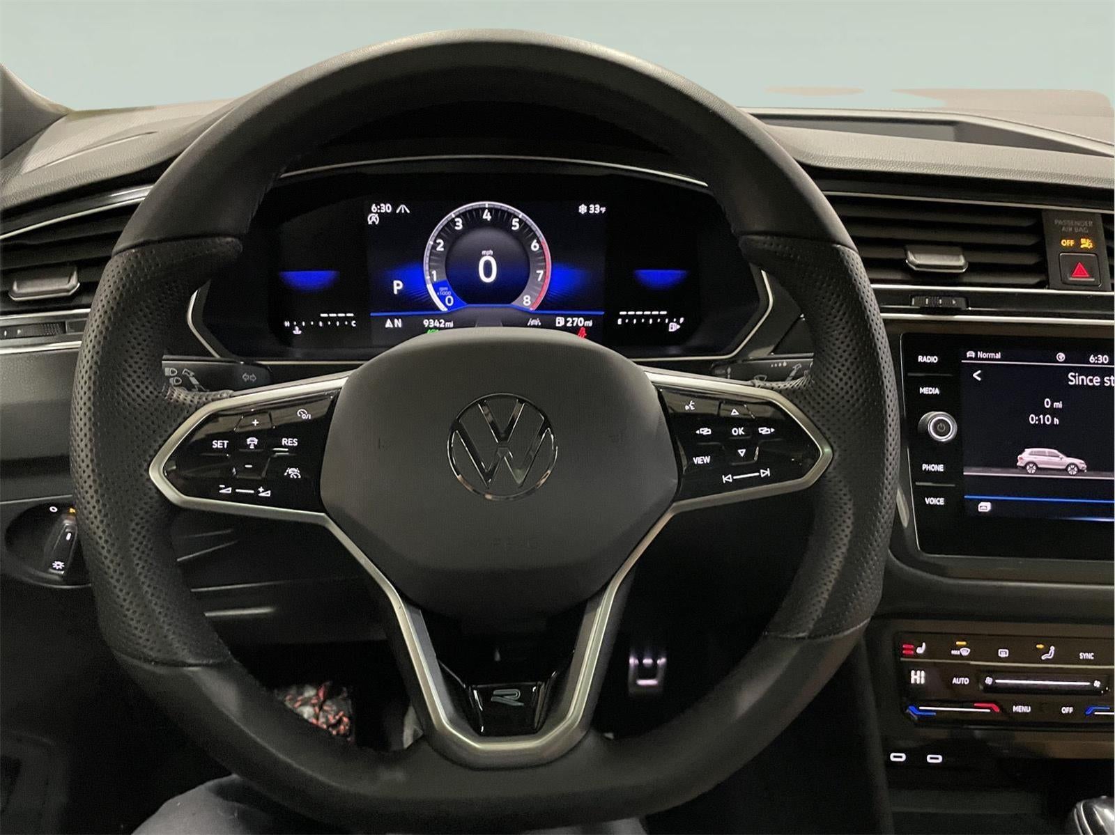 2024 Volkswagen Tiguan SE R-Line Black