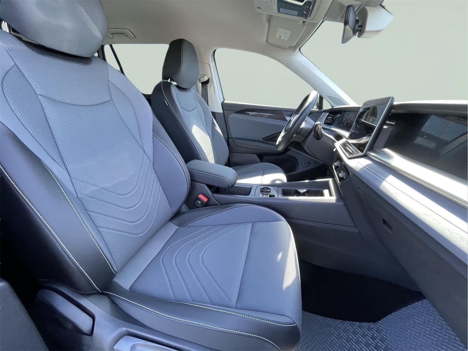 2025 Volkswagen Tiguan SE