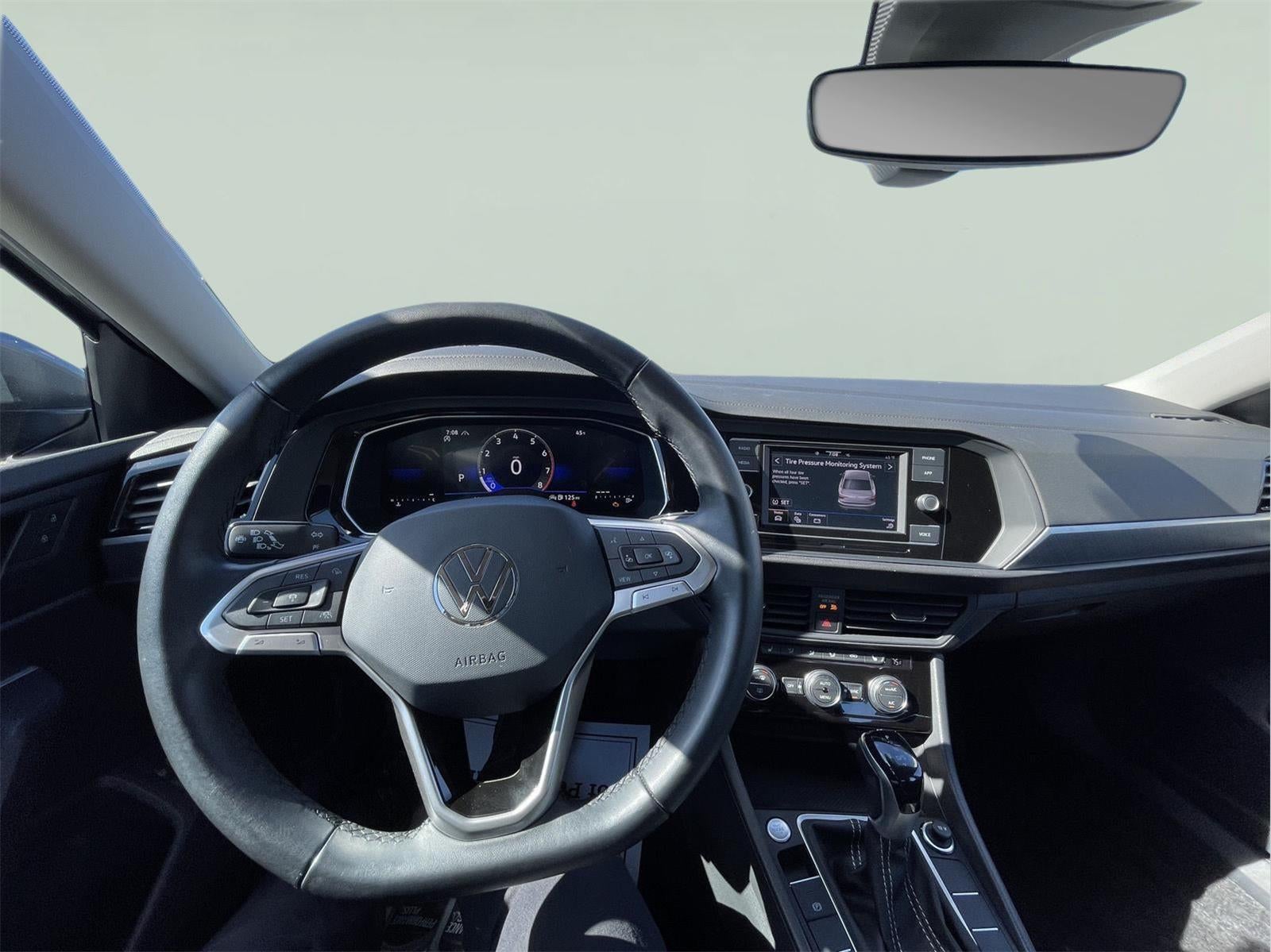 2023 Volkswagen Jetta SE