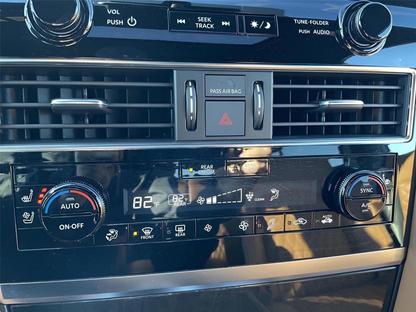 2024 INFINITI QX80 SENSORY