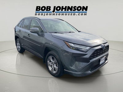 2022 Toyota RAV4 Hybrid XLE