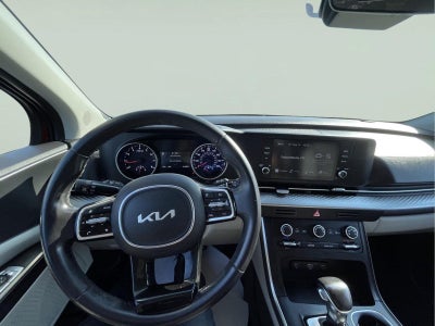 2023 Kia Carnival LX