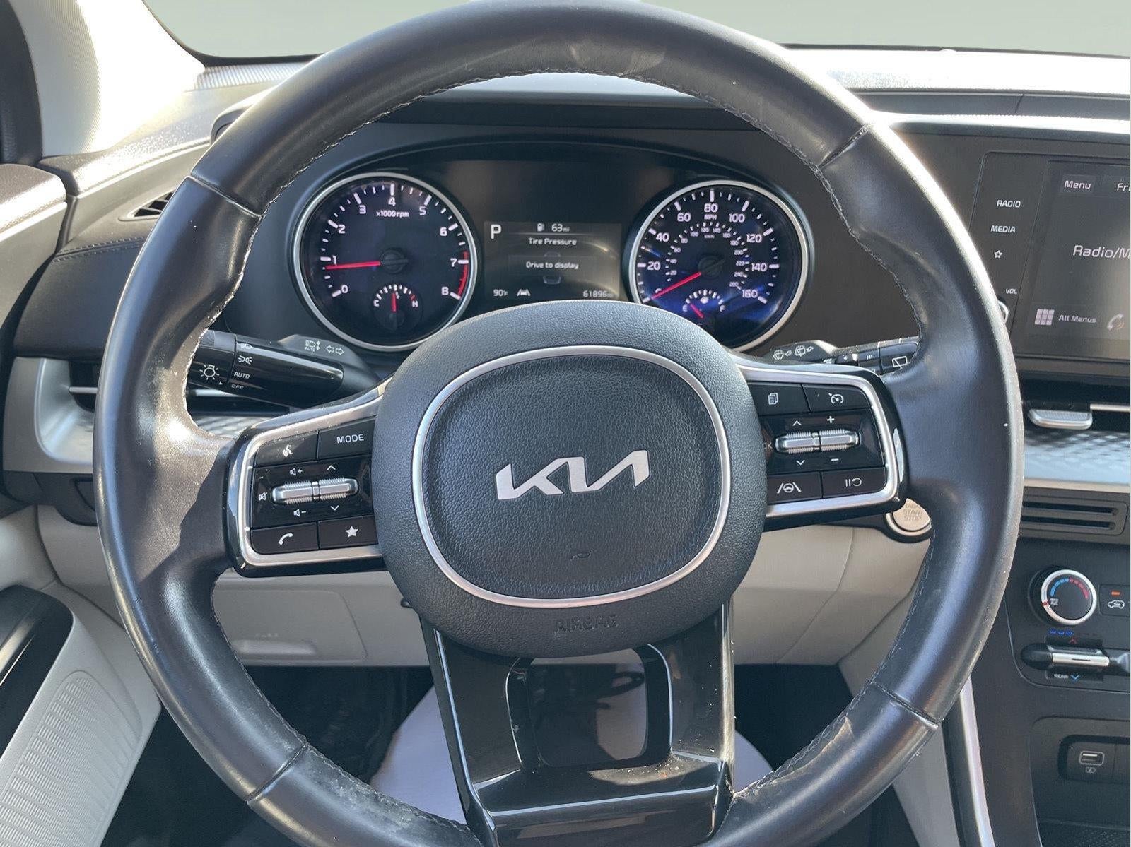 2023 Kia Carnival LX
