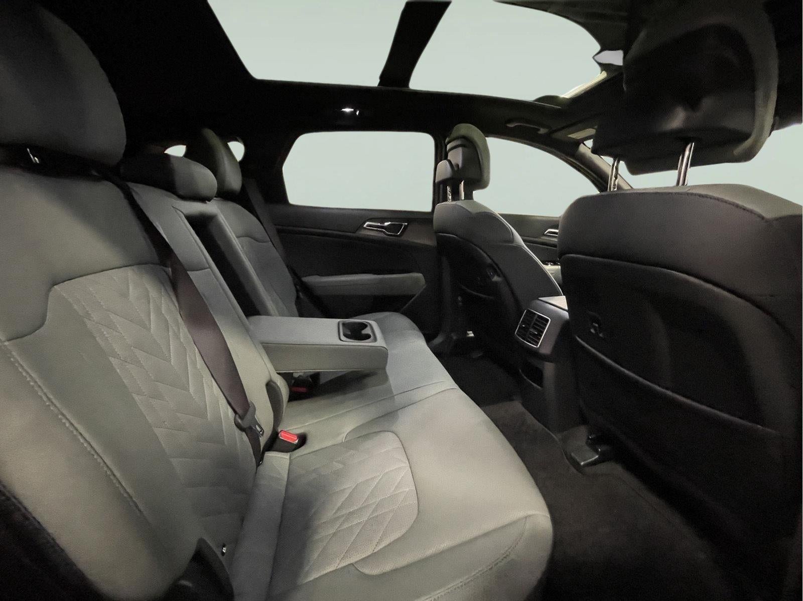 2024 Kia Sportage Plug-In Hybrid X-Line